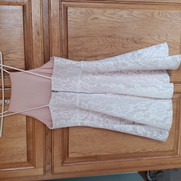 Windsor Off White Lace Mini Dress - Picture 2 of 3